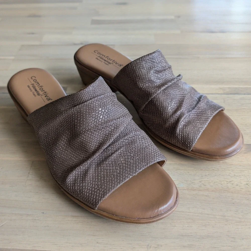 Comfortiva Pillowtop‎ Bronze Snakeskin Ruched Slide Sandals Low Block Heel Sz10